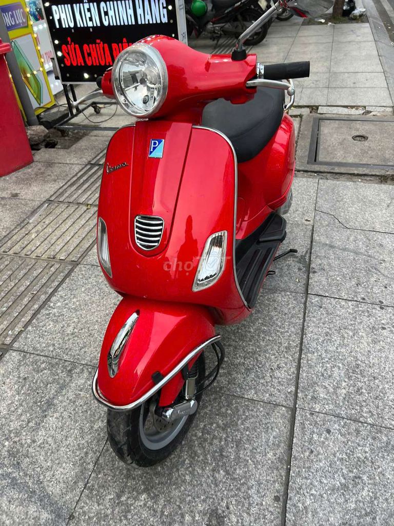 Piaggio vespa LX 3v 2014 mới 90% bstp chính chủ