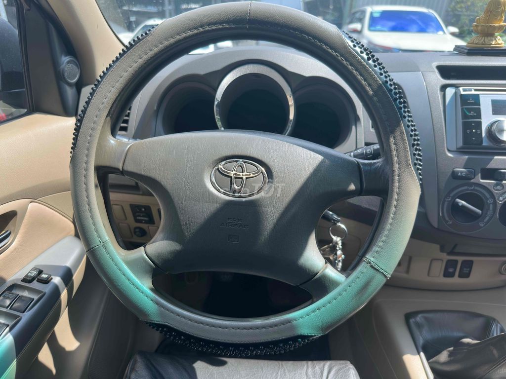 Toyota Fortuner 2011 Bảo Hành 1 Năm. Mua bán Ô tô tại Quận Bình Tân Tp Hồ Chí Minh được đăng bởi Minh Thắng hình 15