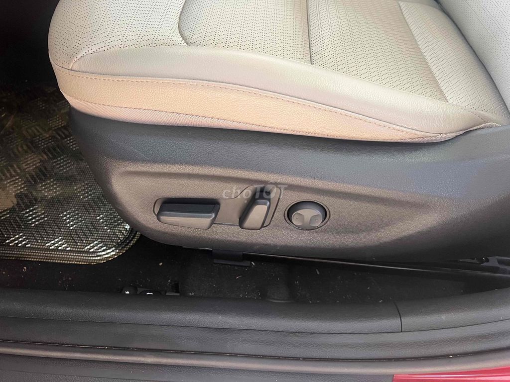 Hyundai Elantra 2018 2.0 AT - 50000 km. Mua bán Ô tô tại Huyện Krông Pắc Đắk Lắk được đăng bởi Minh Bảo hình 14