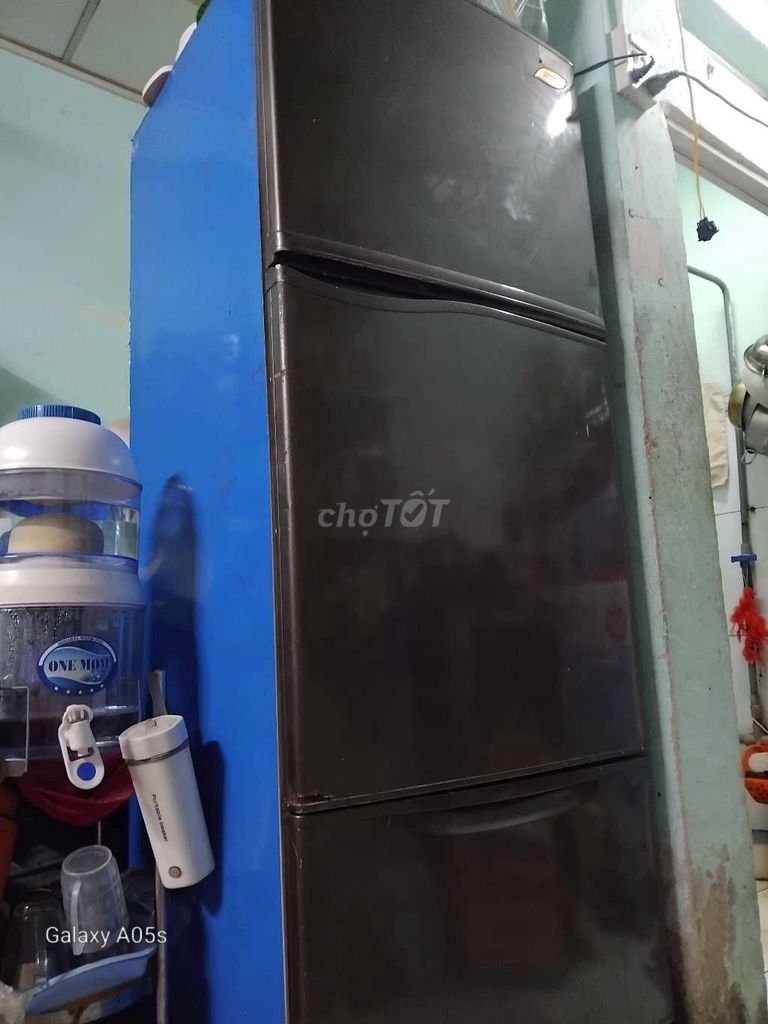 Tủ lạnh Toshiba 400 lít Đen đã sử dụng. Mua bán Tủ lạnh tại Huyện Hóc Môn Tp Hồ Chí Minh được đăng bởi chauminhtuan hình 1