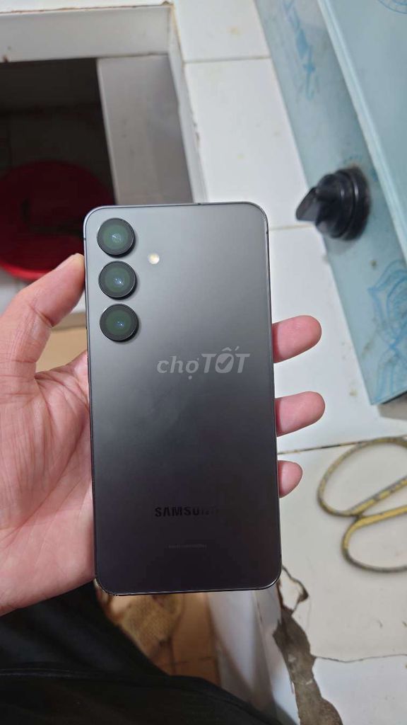 Samsung S24 5G 128GB Đen. Mua bán Điện thoại tại Thành phố Thái Bình Thái Bình được đăng bởi Phương Anh hình 1
