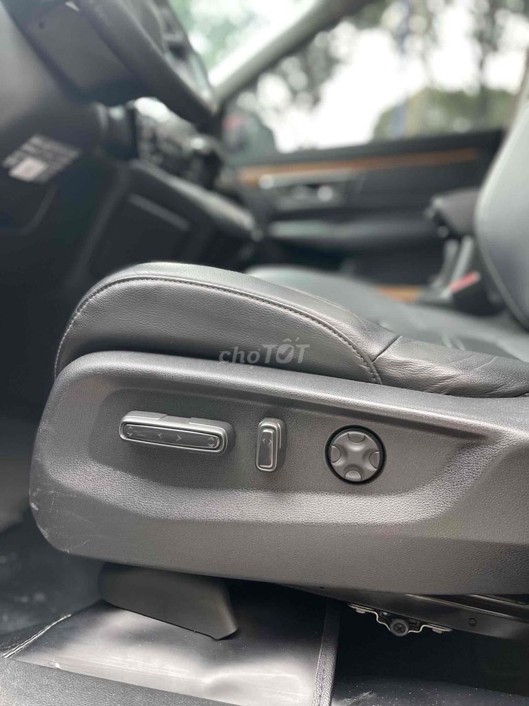 Honda CR V 2022 L - 52000 km. Mua bán Ô tô tại Thành phố Thủ Dầu Một Bình Dương được đăng bởi Nguyễn Thị Lợi hình 10