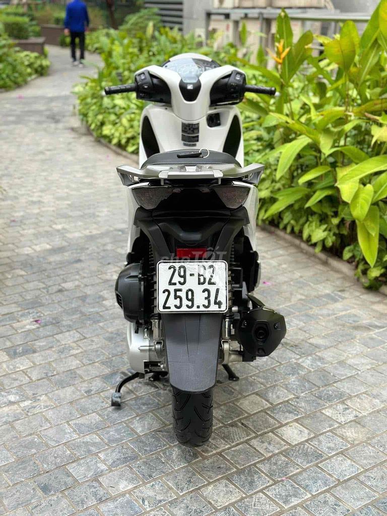 SH125 ABS 2019 xe chất - Trả trước 40tr nhận xe✅. Mua bán Xe máy tại Quận Long Biên Hà Nội được đăng bởi Nguyễn thị xuân hình 2