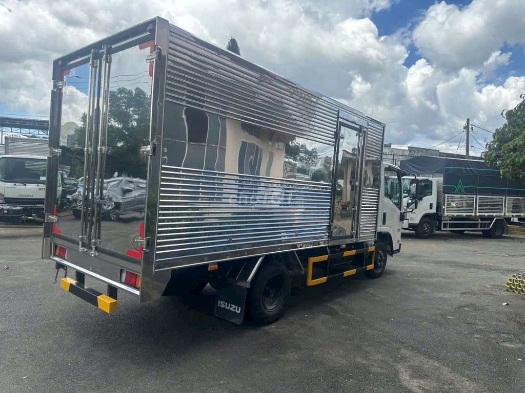 QKR 270 thùng kín 2.5 tấn. Mua bán Xe tải, xe ben tại Quận 12 Tp Hồ Chí Minh được đăng bởi Chiến hình 3