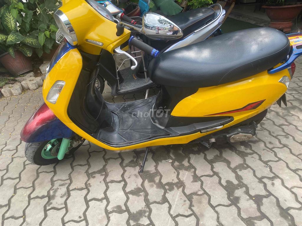 Xe sơn dọn sạch sẽ, đầy đủ chức năng, máy êm mạn. Mua bán Xe máy tại Huyện Nhà Bè Tp Hồ Chí Minh được đăng bởi Tú Uyên Shop hình 3