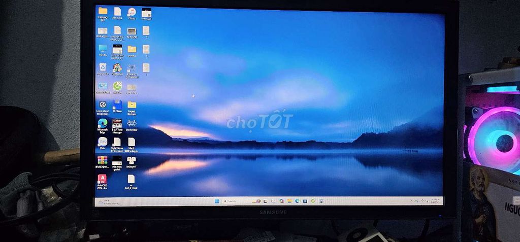 Màn hình Samsung S24E310 Đen 25 inch. Mua bán Phụ kiện (Màn hình, Chuột...) tại Thị xã Từ Sơn Bắc Ninh được đăng bởi XUÂN HỘI hình 1