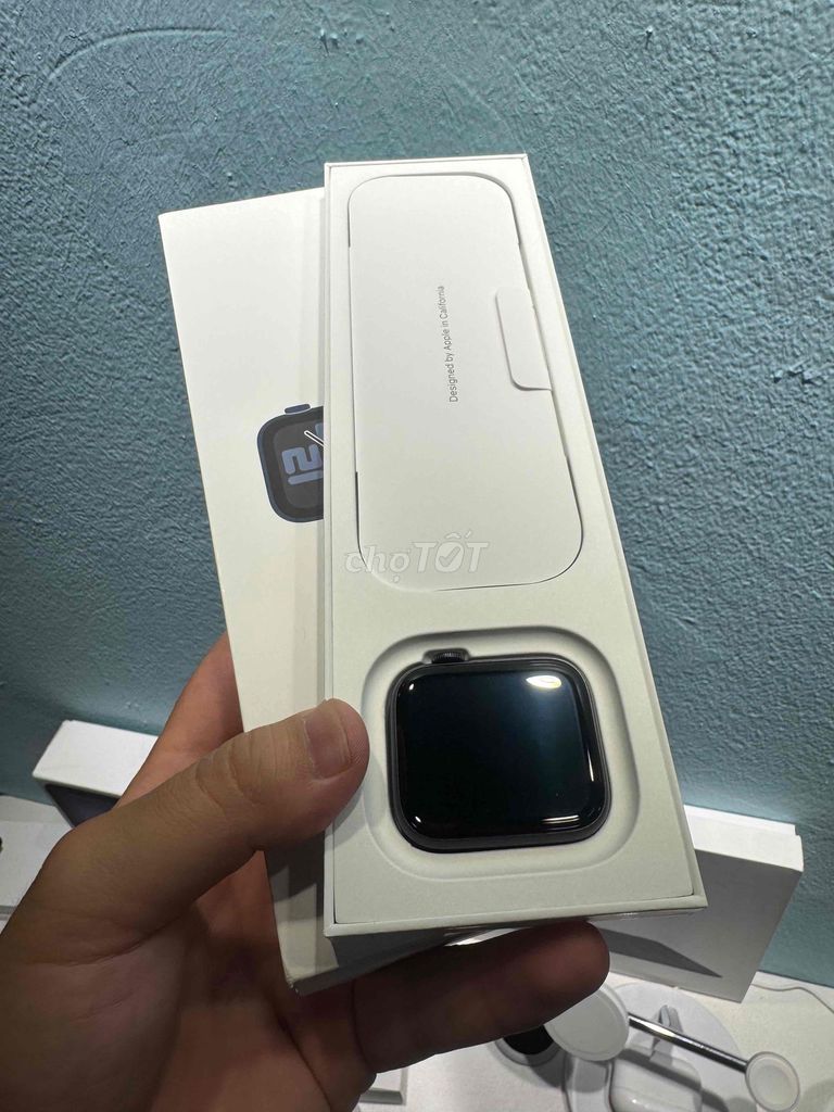 Apple Watch SE2 44mm Midnight Mới. Mua bán Thiết bị đeo thông minh tại Quận Hoàng Mai Hà Nội được đăng bởi chu  hình 1