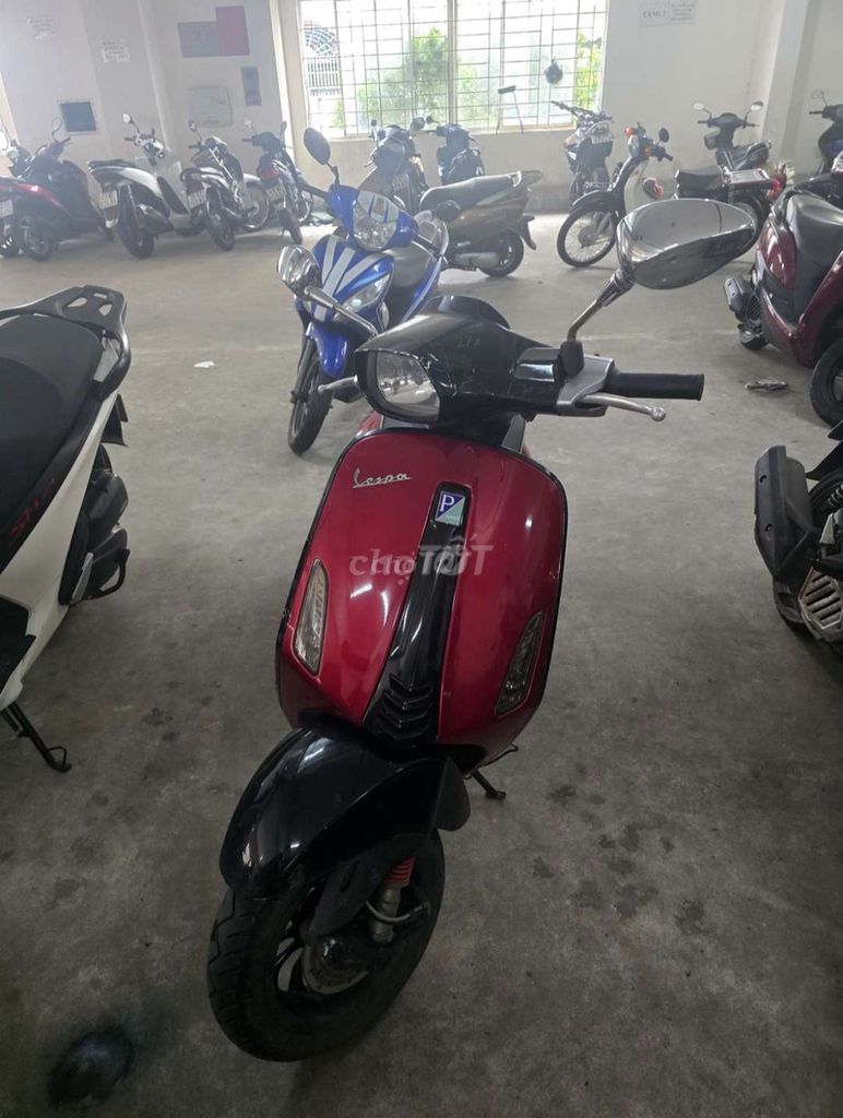 Piaggio Vespa Sprint 2018 Красный