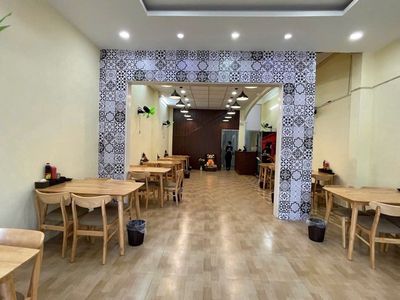 Rent · 2 bd · 120 м² · Quận Ngũ Hành Sơn, ул. Đường Nguyễn Văn Thoại