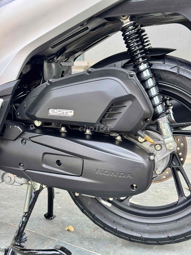 SH 150 ABS 2017 XÁM TITAN MÁY ZIN CHÍNH CHỦ CÓ GÓP. Mua bán Xe máy tại Thành phố Thủ Đức Tp Hồ Chí Minh được đăng bởi Khoa Đặng hình 5