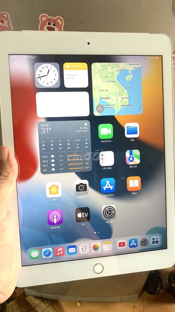 Bán Ipad Gen 5 4G LTE wifi 32GB màu trắng đẹp