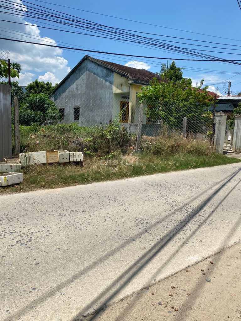 Bán lô đất mặt tiền thôn Đông xã Vĩnh Phương, gần trường học, chợ...