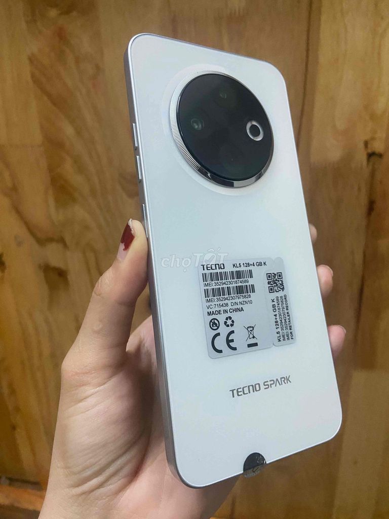TECNO SPARK 30C 4GB/128GB đen và trắng. Mua bán Điện thoại tại Quận Hải Châu Đà Nẵng được đăng bởi Điện thoại là tất cả hình 1
