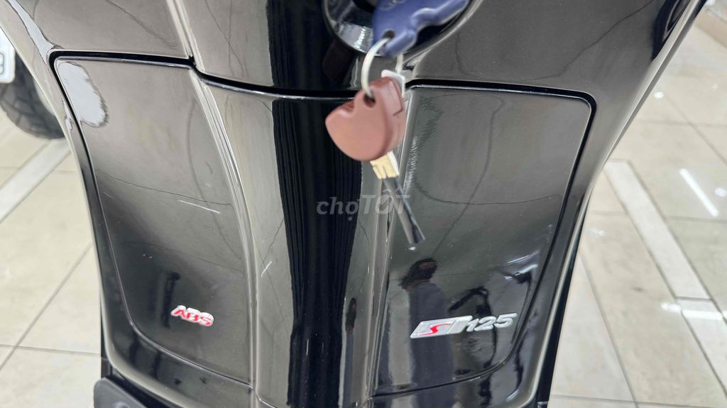 Vespa Sprint  mẫu 2020 Full đen bóng Camay đẹp. Mua bán Xe máy tại Quận Phú Nhuận Tp Hồ Chí Minh được đăng bởi VESPA  PIAGGIO BẢO HƯNG Vespa cũ trả góp  hình 4