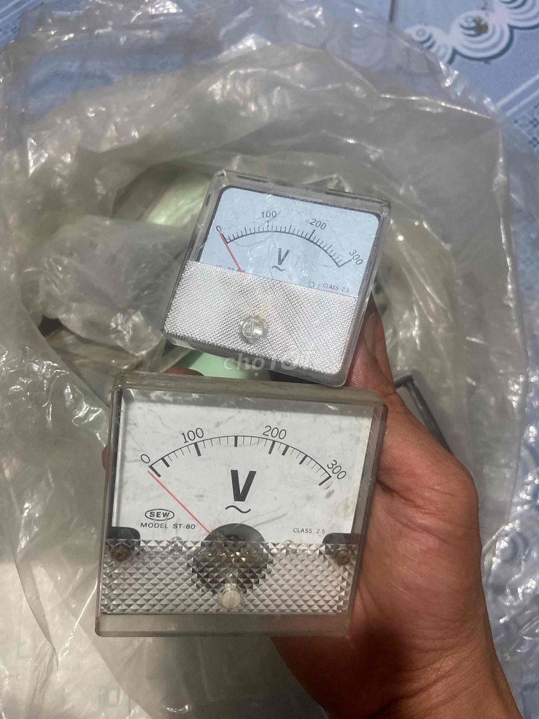 đồng hồ 300v. Mua bán Đồ chuyên dụng, Giống nuôi trồng tại Quận Ba Đình Hà Nội được đăng bởi nguyễn tuấn hình 1