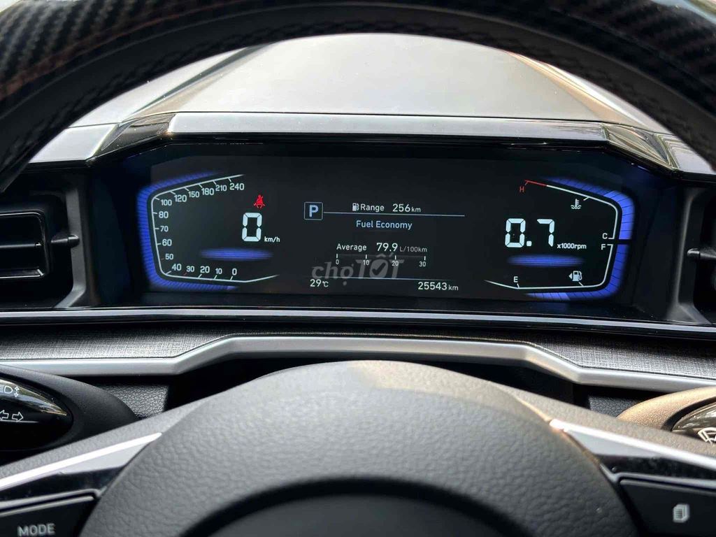 Hyundai Custin 2024 2.0 Trắng 25543 km. Mua bán Ô tô tại Thị xã Bến Cát Bình Dương được đăng bởi Tuan Nguyen hình 6