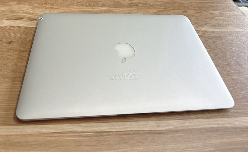 Macbook Air MQD32 Vỏ nhôm siêu mỏng Core i5/8Gb/13. Mua bán Laptop tại Quận Hoàng Mai Hà Nội được đăng bởi Quốc Tuấn hình 1
