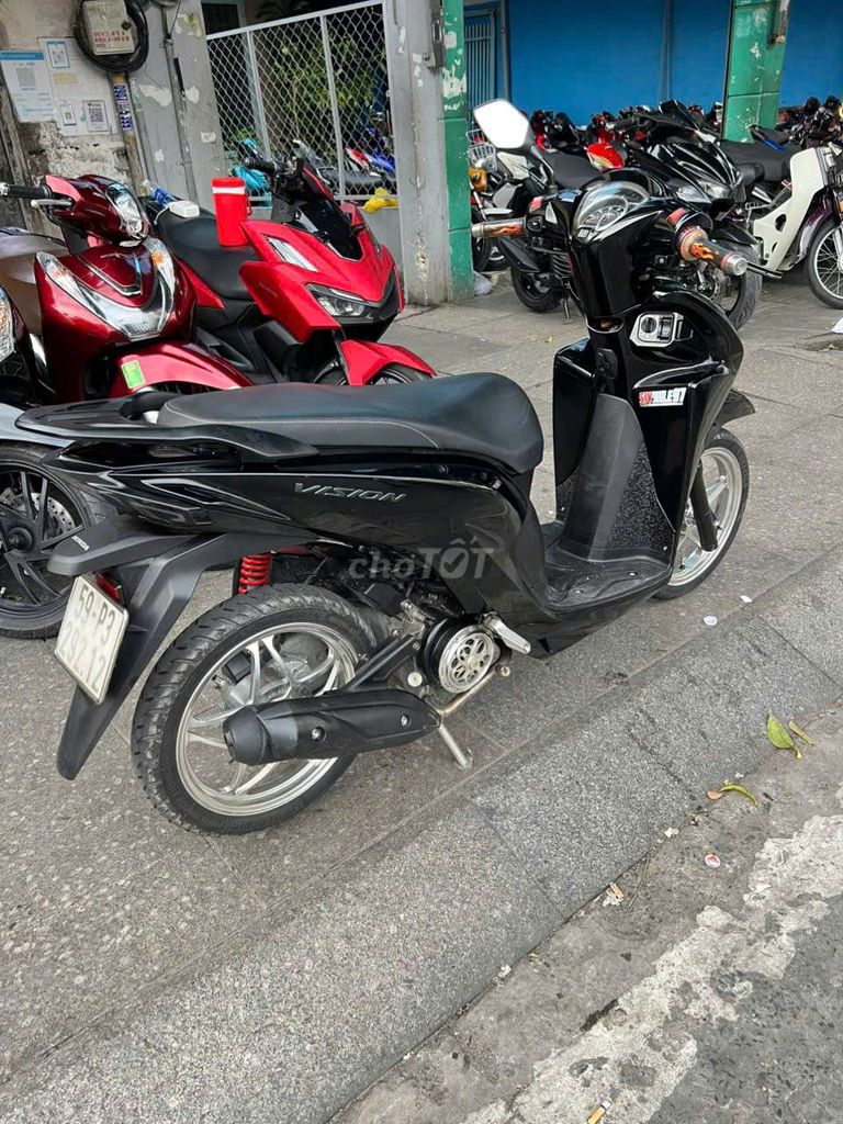 vision Bản cao cấp 2022 mới 90% Bstp chính chủ. Mua bán Xe máy tại Quận Tân Phú Tp Hồ Chí Minh được đăng bởi Tuanduy hình 4