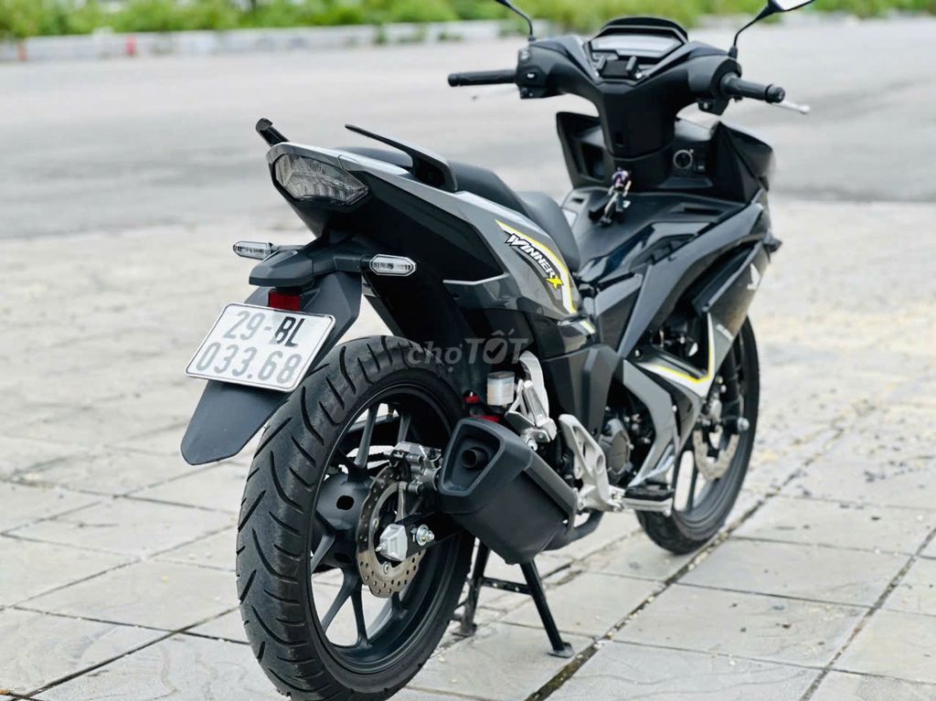 Honda Winner X Đen Nguyên bản. Mua bán Xe máy tại Quận Nam Từ Liêm Hà Nội được đăng bởi MAI HÒA hình 6