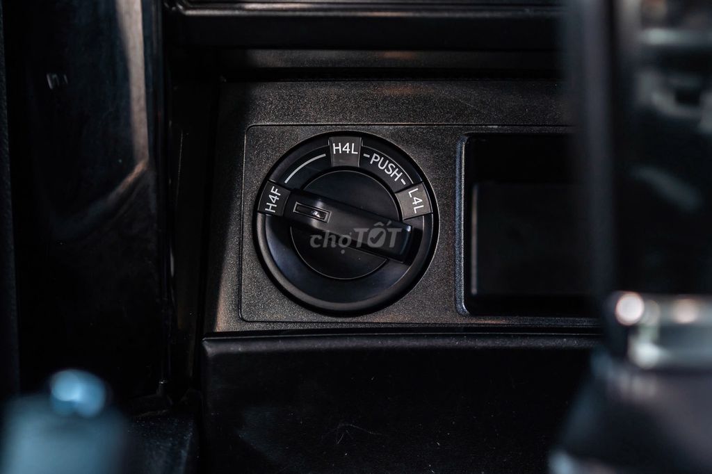 Toyota Prado 2016 TXL 2.7L cực mới. Mua bán Ô tô tại Quận Cầu Giấy Hà Nội được đăng bởi Quân Q Auto hình 19