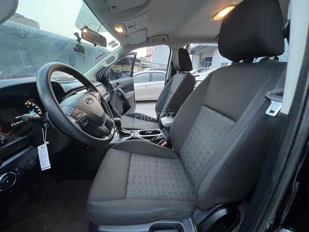 Ford Ranger Xls  2022 tự động - thương lượng mạnh. Mua bán Ô tô tại Quận 12 Tp Hồ Chí Minh được đăng bởi Toàn Thắng Xe Ford  hình 7