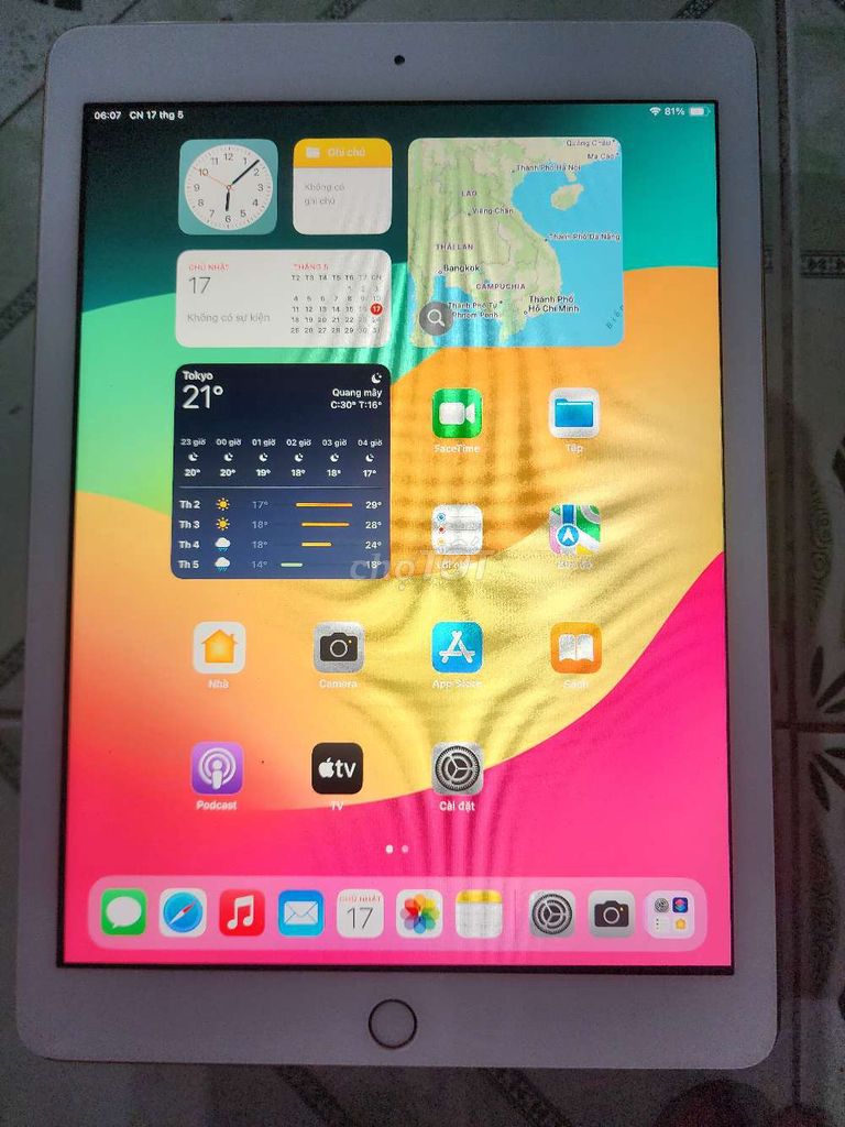 Apple iPad Gen 6 32GB Vàng. Mua bán Máy tính bảng tại Huyện Long Hồ Vĩnh Long được đăng bởi Ngọc Liền Phạm hình 1