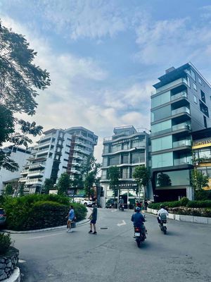 BÁN GẤP NHÀ PHỐ TỪ HOA XUÂN DIỆU TÂY HỒ 35M 8 TẦNG LÔ GÓC THANG MÁY RE