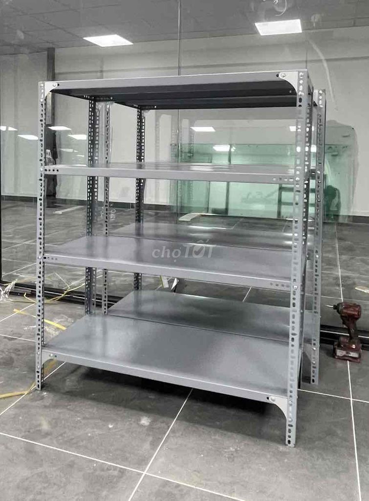 Kệ sắt cần xả kho giá rẻ. Mua bán Tủ, kệ gia đình tại Quận Gò Vấp Tp Hồ Chí Minh được đăng bởi Phát kệ sắt hình 1