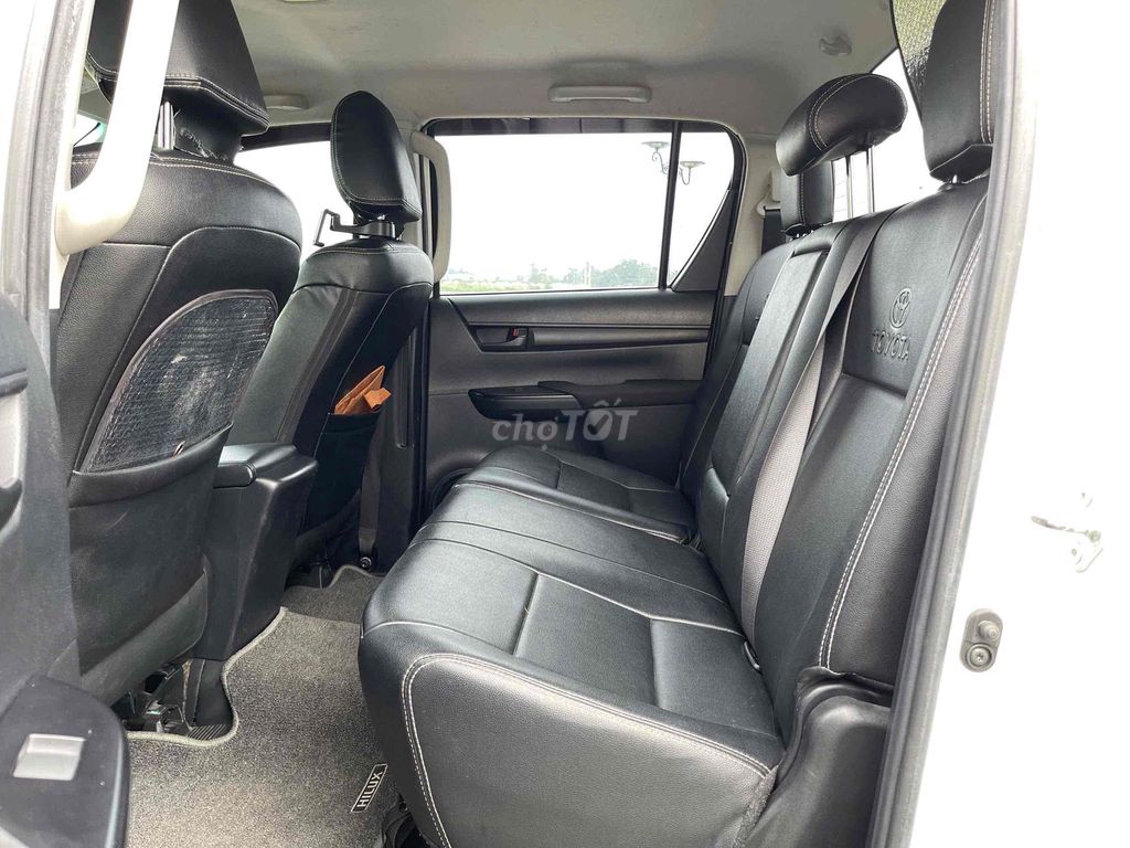 Toyota Hilux 2021 2.4E 4x2 AT - 38000 km. Mua bán Ô tô tại Thành phố Thủ Đức Tp Hồ Chí Minh được đăng bởi LuxCars Siêu Thị Ô Tô Lướt Sài Gòn hình 7