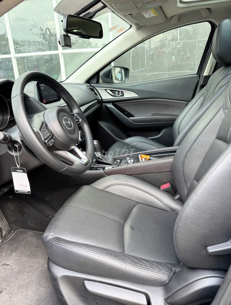 Mazda 3 2018 1.5 FL  Sedan rất mới 01 chủ 17.000km. Mua bán Ô tô tại Quận Gò Vấp Tp Hồ Chí Minh được đăng bởi Phan Trung Quân hình 17