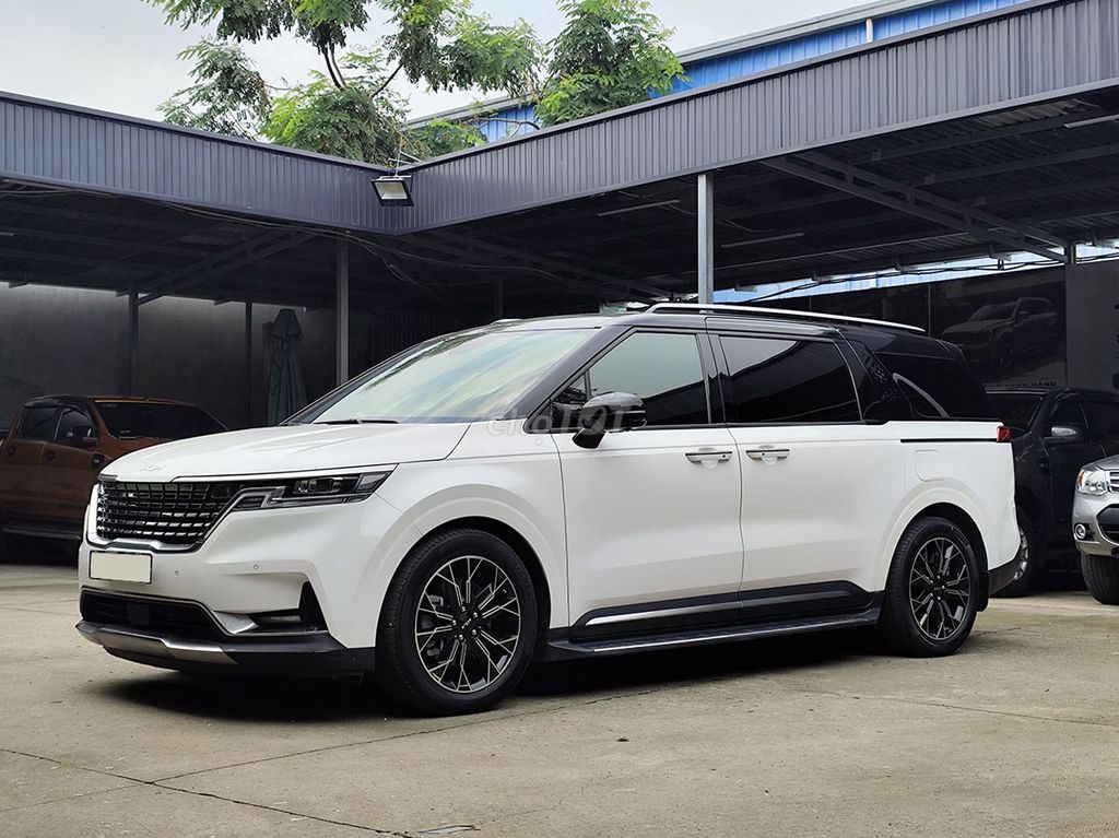 Kia Carnival 2023 Signature 2.2D - 27500 km. Mua bán Ô tô tại Quận 12 Tp Hồ Chí Minh được đăng bởi Xe Đẹp Minh Khôi hình 2