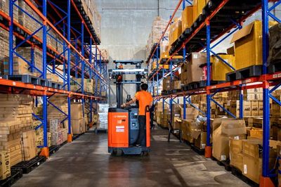 NHÂN VIÊN KHO CHÍNH THỨC WH SHOPEE TẠI YÊN PHONG