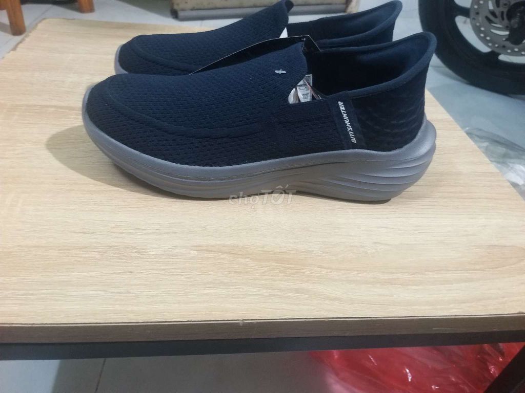 Giày lười Bitis Hunter Xám Unisex Size 39. Mua bán Giày dép tại Quận 8 Tp Hồ Chí Minh được đăng bởi hoàn minh  hình 1