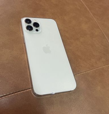 Bân Iphone 12Pro Max Gold bản Quốc tế, như mới rẻ