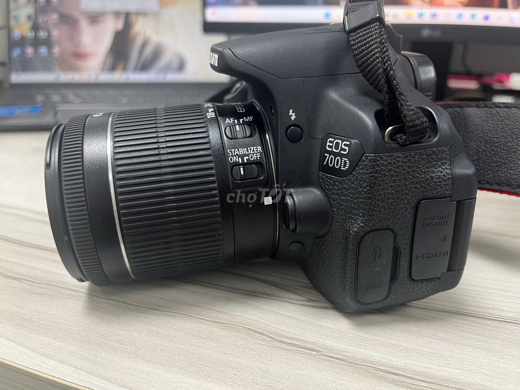 Máy ảnh Canon EOS 700D EF-S 18-55mm. Mua bán Máy ảnh, Máy quay tại Thành phố Thủ Đức Tp Hồ Chí Minh được đăng bởi Vuong Nga hình 1