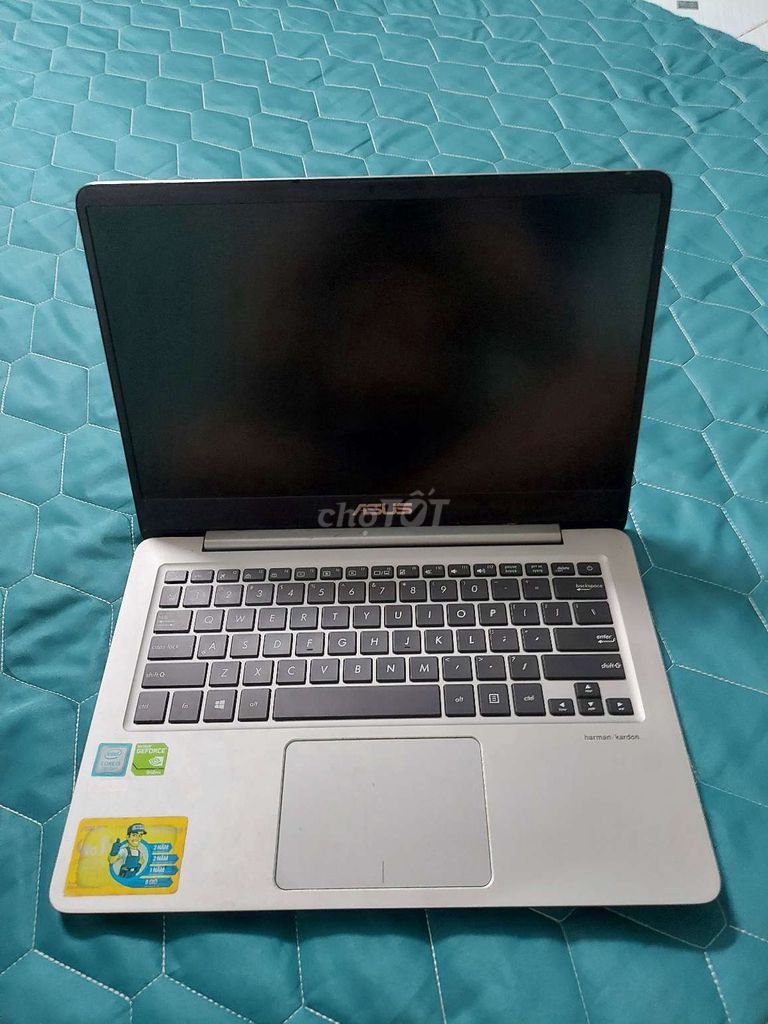 Asus Zenbook UX410 i5-7200 4G/256G/Nvidia 940MX 2G. Mua bán Laptop tại Quận 12 Tp Hồ Chí Minh được đăng bởi Minh Tú hình 1