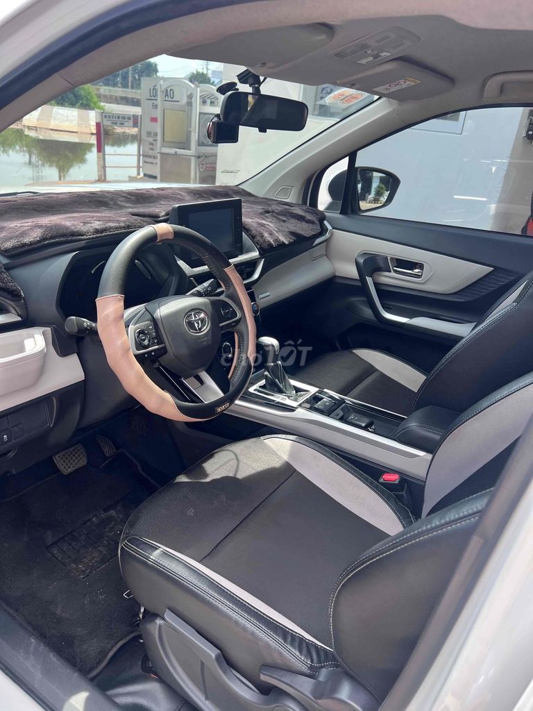 Toyota Veloz 2023 AT xe còn rất đẹp. Mua bán Ô tô tại Huyện Hóc Môn Tp Hồ Chí Minh được đăng bởi Đua Phạm hình 10