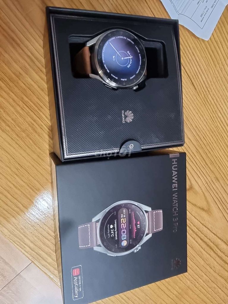 Đồng hồ Huawei watch 3 pro titan có esim