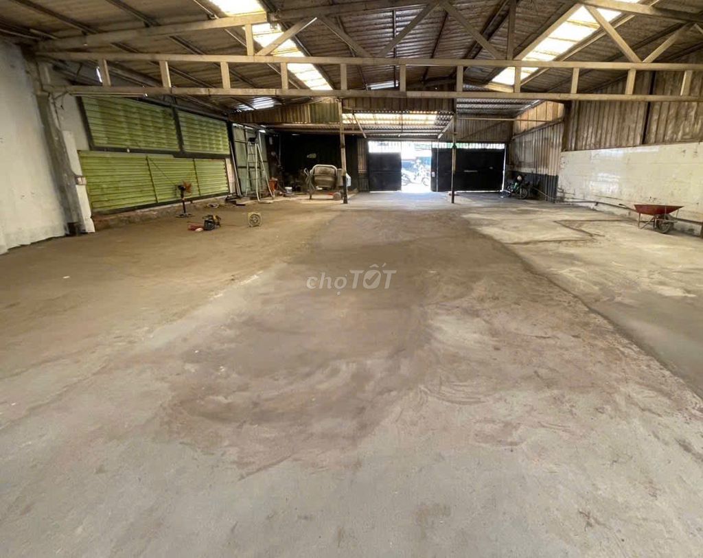 Cho thuê mặt tiền Phạm Hữu Lầu, Nhà Bè – 420m² – kho mới sửa chữa
