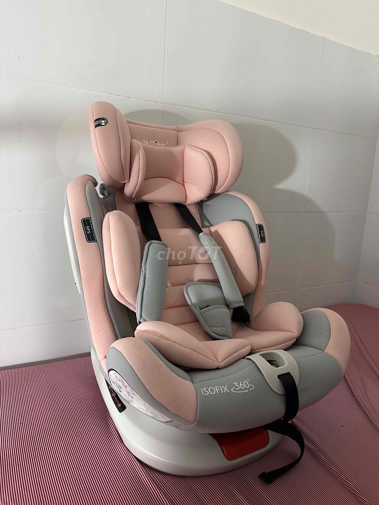 Ghế ngồi ô tô xoay 360 độ. Mua bán Mẹ và bé tại Quận Cái Răng Cần Thơ được đăng bởi Khôi hình 1