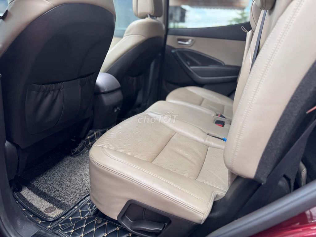 Hyundai Santafe 2018 máy xăng 2.4L 2 cầu,màu đỏ. Mua bán Ô tô tại Quận Bình Tân Tp Hồ Chí Minh được đăng bởi Son Do hình 12