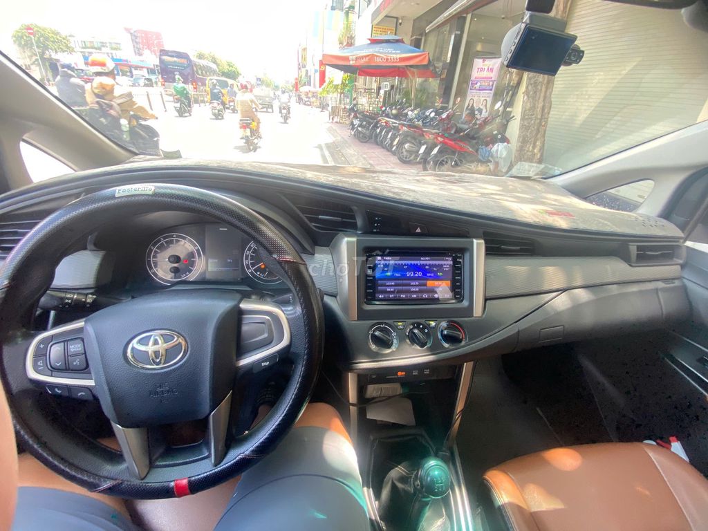 CHO THUÊ XE TỰ LÁI INNOVA 2017–8 CHỖ TẠI TP.HCM!. Mua bán Ô tô tại Huyện Hóc Môn Tp Hồ Chí Minh được đăng bởi Đặng Thanh Thảo hình 3