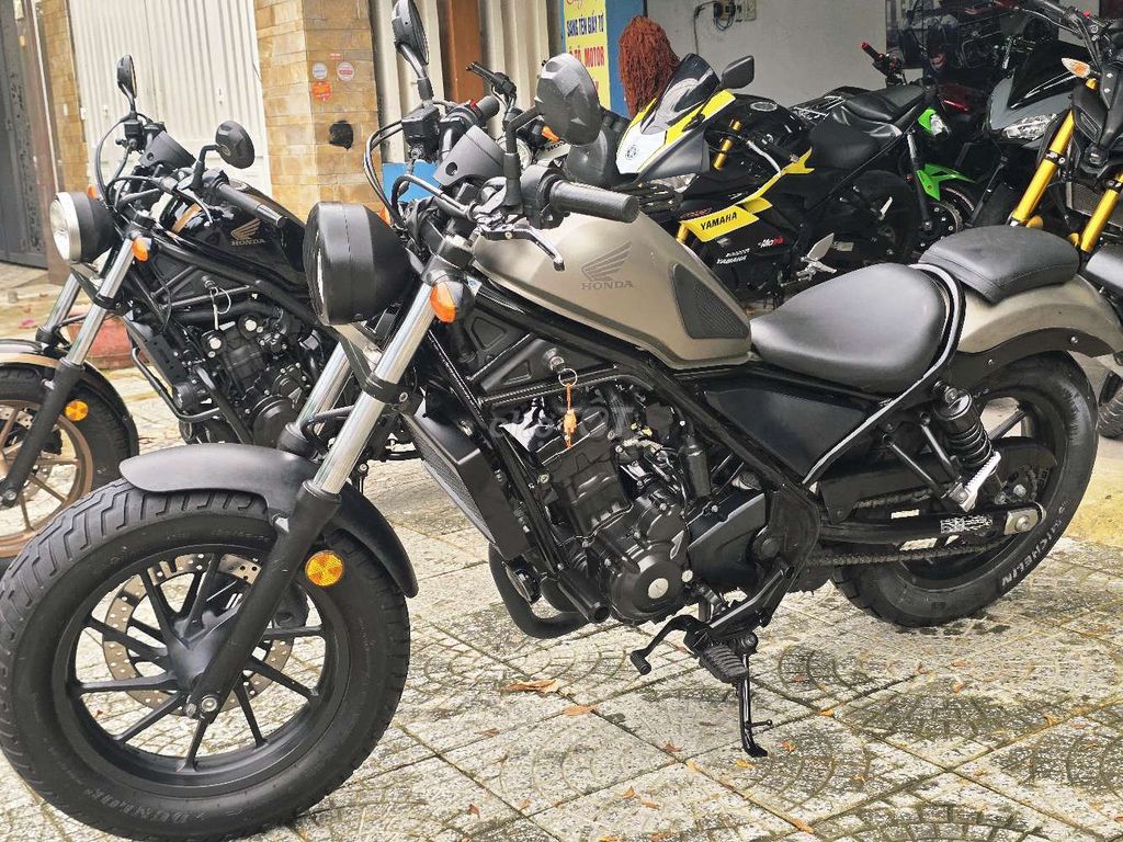 Honda Rebel300 2019 Xám 9800km
