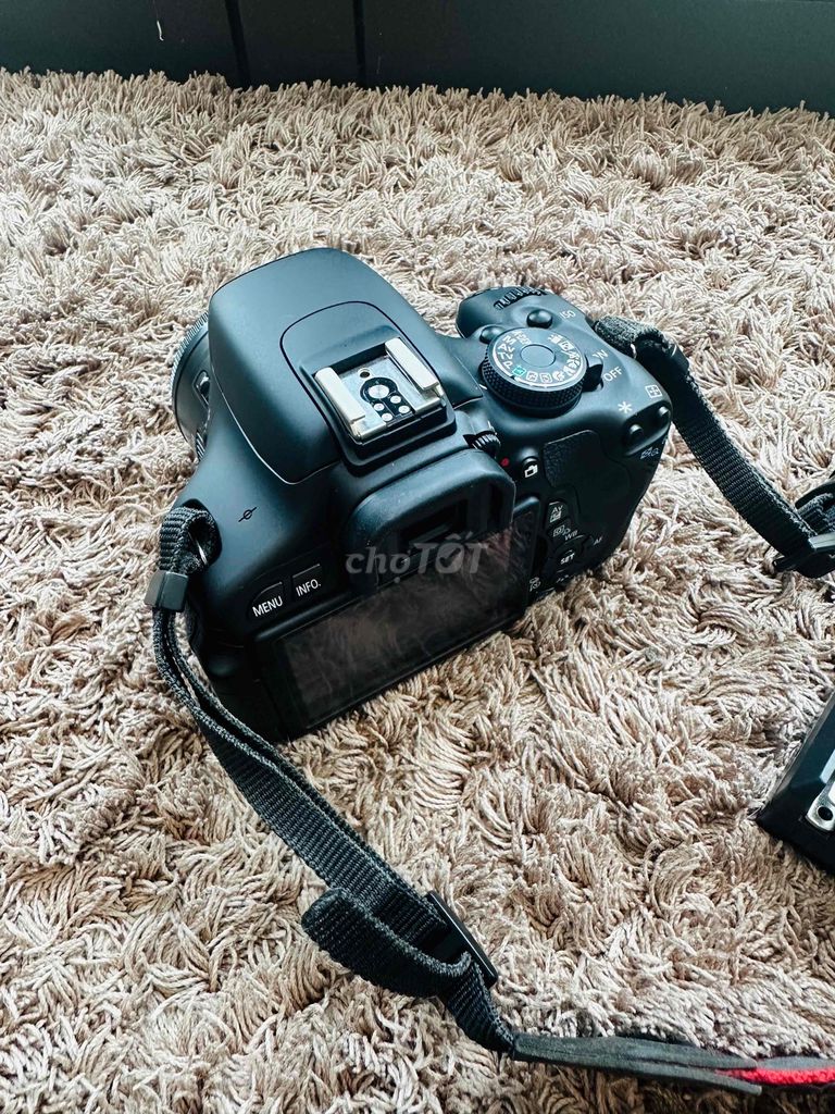 Máy ảnh Canon Kiss X5. Mua bán Máy ảnh, Máy quay tại Huyện Thuận Thành Bắc Ninh được đăng bởi Quang Chính hình 1