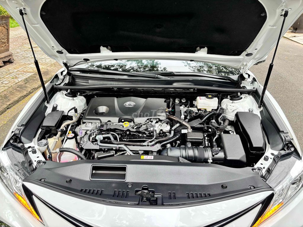Toyota Camry 2023 2.5HV - 46821 km. Mua bán Ô tô tại Quận 7 Tp Hồ Chí Minh được đăng bởi Trần Kim Thanh hình 11