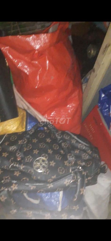 Túi xách Nữ Da Đen. Mua bán Túi xách tại Quận 10 Tp Hồ Chí Minh được đăng bởi Hứa hình 1