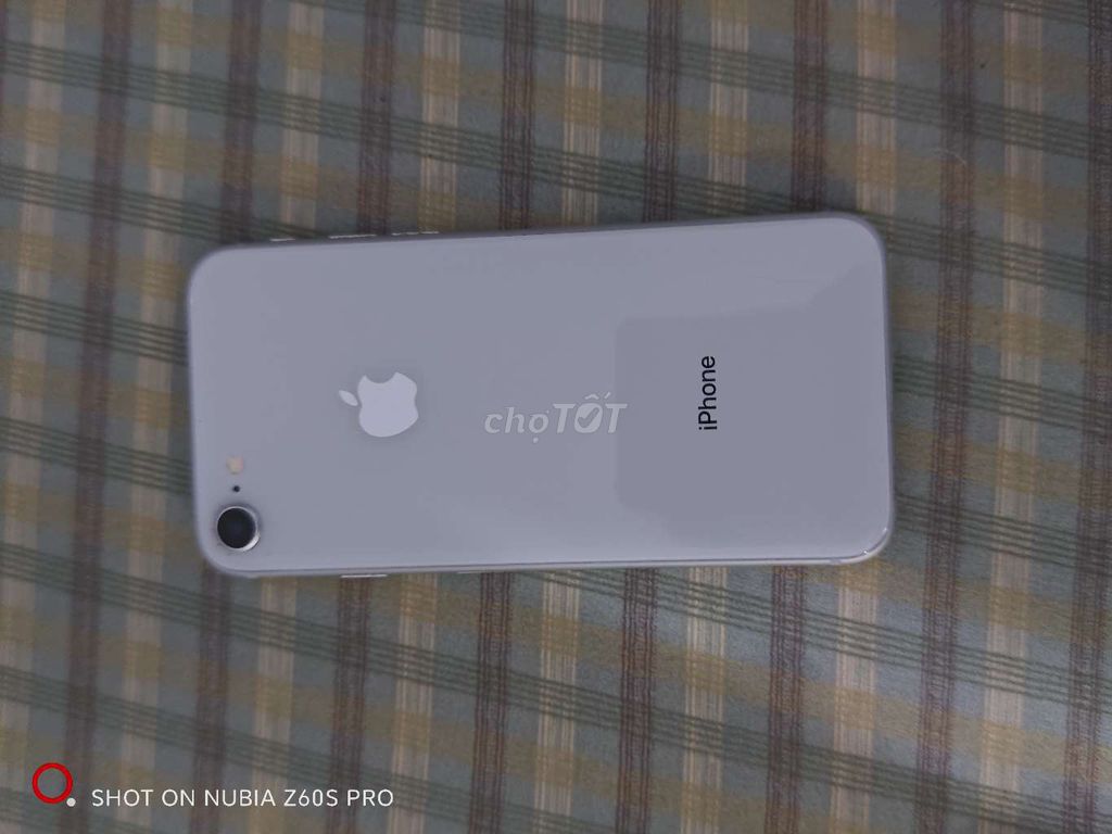 iPhone 8 64GB Trắng. Mua bán Điện thoại tại Quận Long Biên Hà Nội được đăng bởi Phong Vũ hình 1