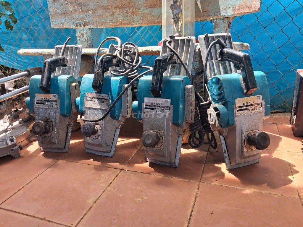 Máy bào Makita 1806B Nhật Bản 1200W. Mua bán Đồ chuyên dụng, Giống nuôi trồng tại Huyện Đơn Dương Lâm Đồng được đăng bởi BẦU KIM hình 1