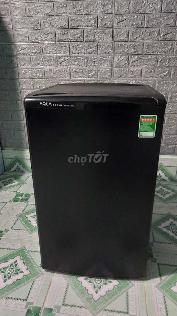 Tủ lạnh AQUA 99 lít Một cửa. Mua bán Tủ lạnh tại Thành phố Thuận An Bình Dương được đăng bởi Phong hình 1
