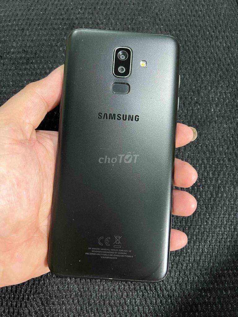 Samsung J8 đen 3/32gb